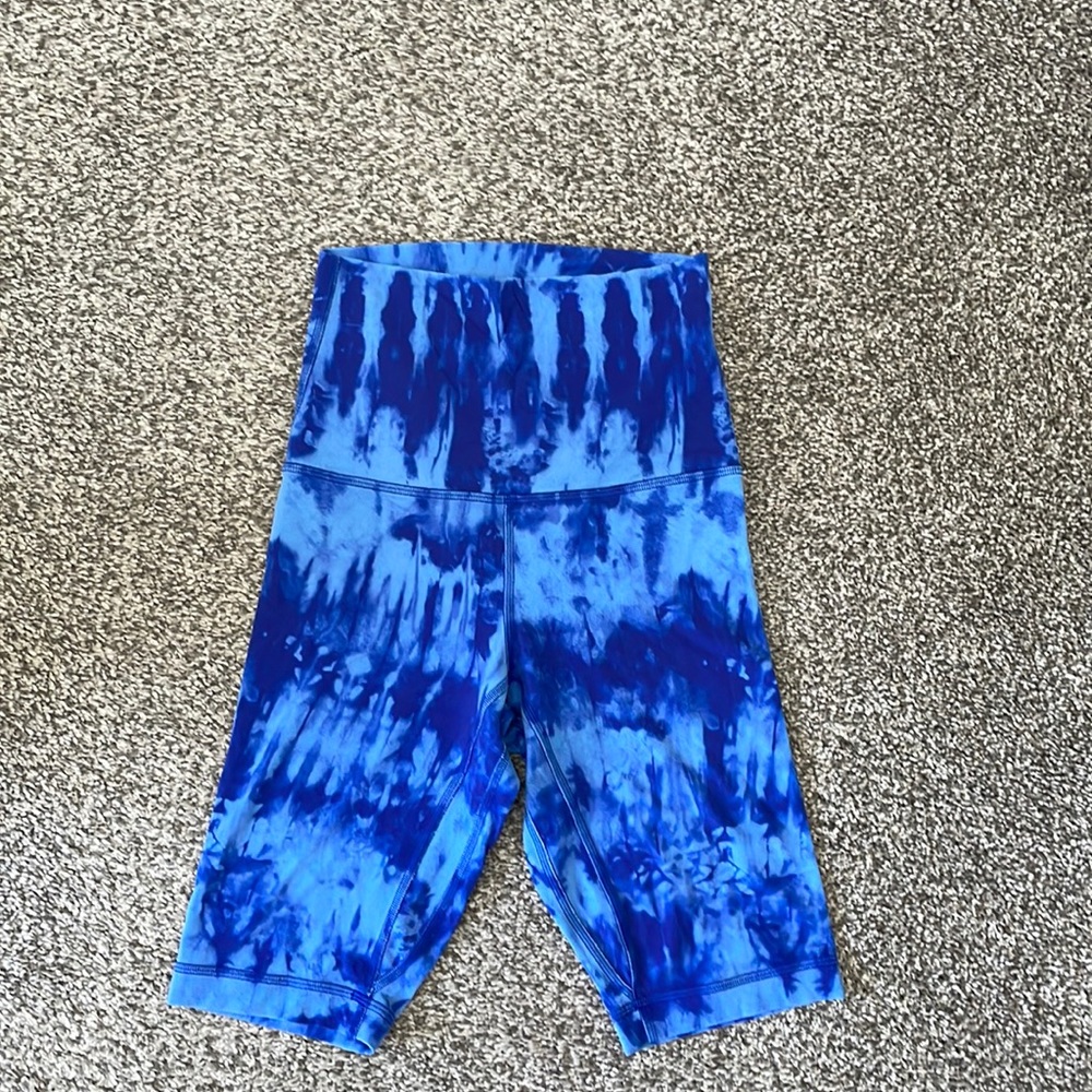 Lululemon align workout shorts